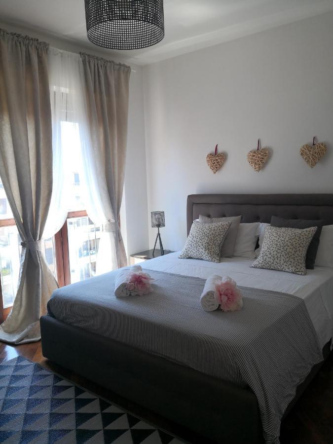 Perugino Apartments Fiumicino Bagian luar foto